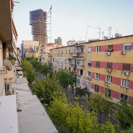 2br At Cafe Flora Skanderbeg Square Area Διαμέρισμα Τίρανα